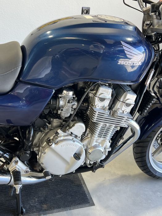 Honda CB750 Seven Fifty  (3750$)