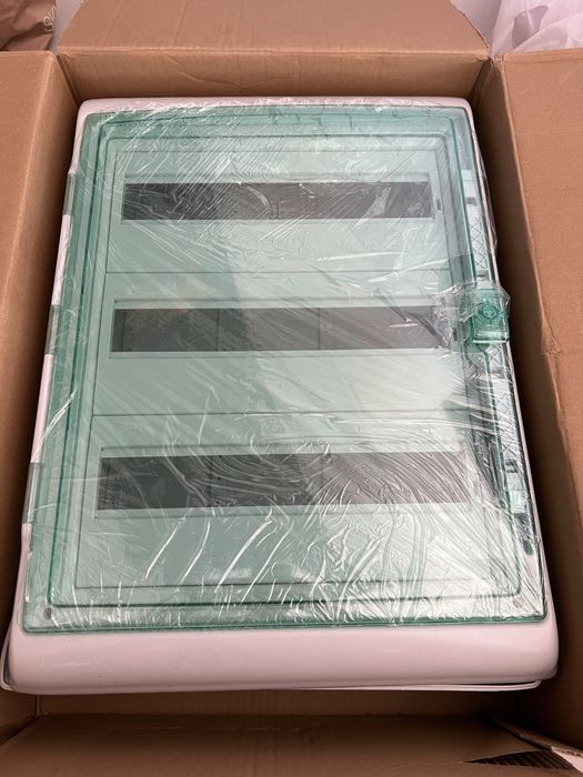 Rozdzielnica elektryczna schneider 670x470x180mm