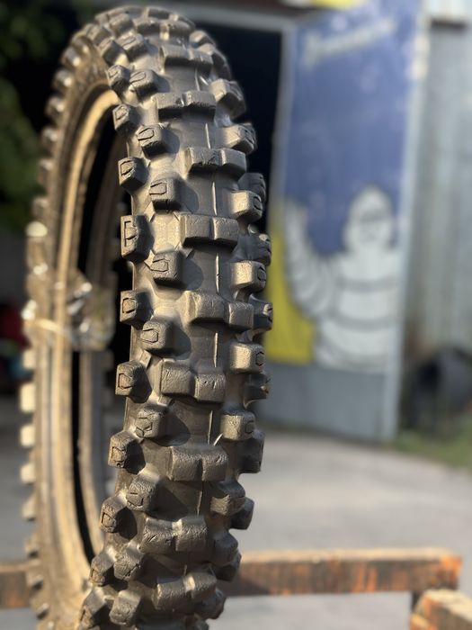 Мото Шина 100/90 R19 Dunlop GeoMax MX53