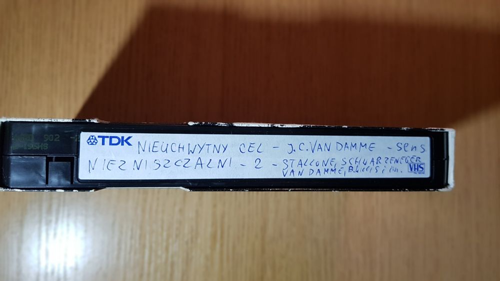 Nieuchwytny Cel, Niezniszczalni-2 na Kasecie VHS