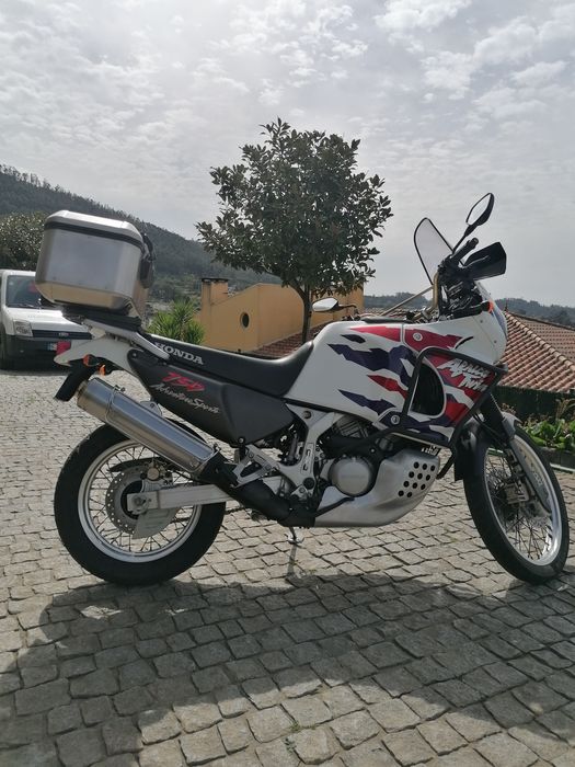 Honda Africa Twin RD7 XRV 750