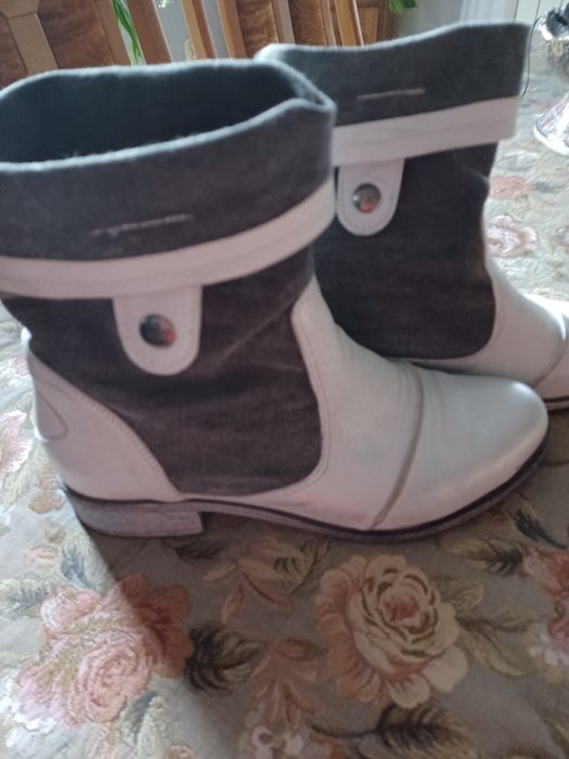 Damskie buty z krótką cholewką