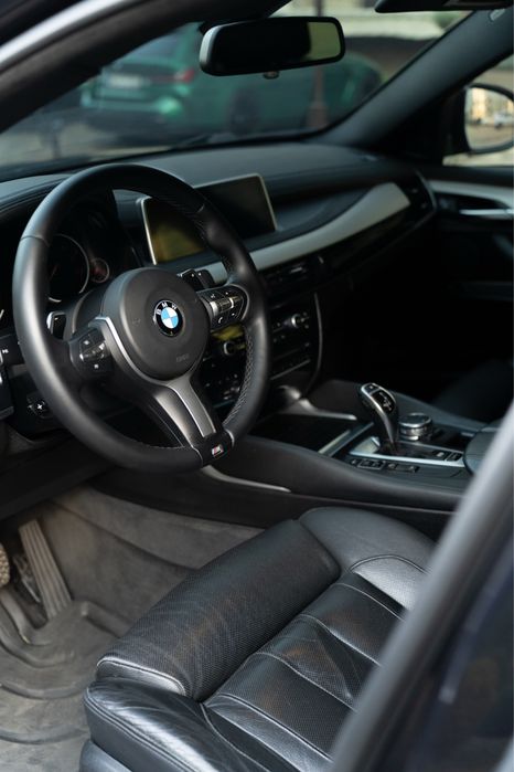 BMW X6 M-paker максимальная комплектации