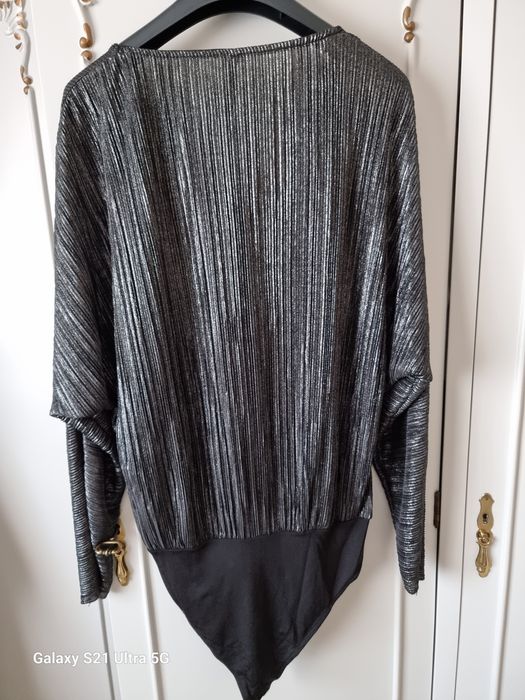 Bodys pretos stradivarius/ Foursoul