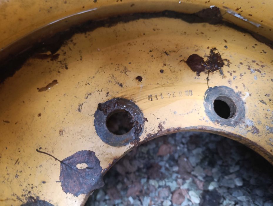 Koła do ładowarki teleskopowej