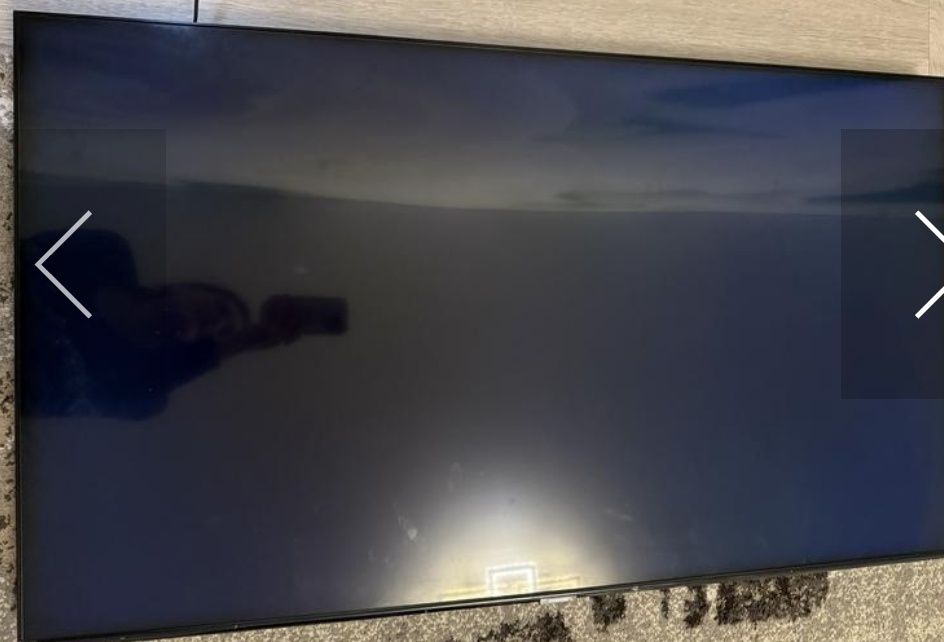 Samsung QE50Q60T под ремонт.