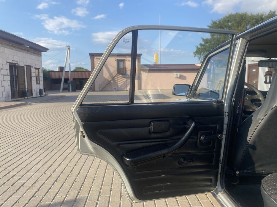 Автомобіль ВАЗ 2107