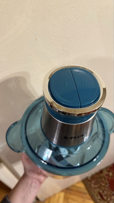 А ПЛЮС багатофунцкціональний кухонний блендер