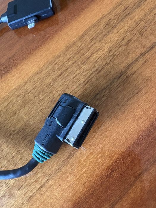 Cabo Ami MMI de Audi para Iphone