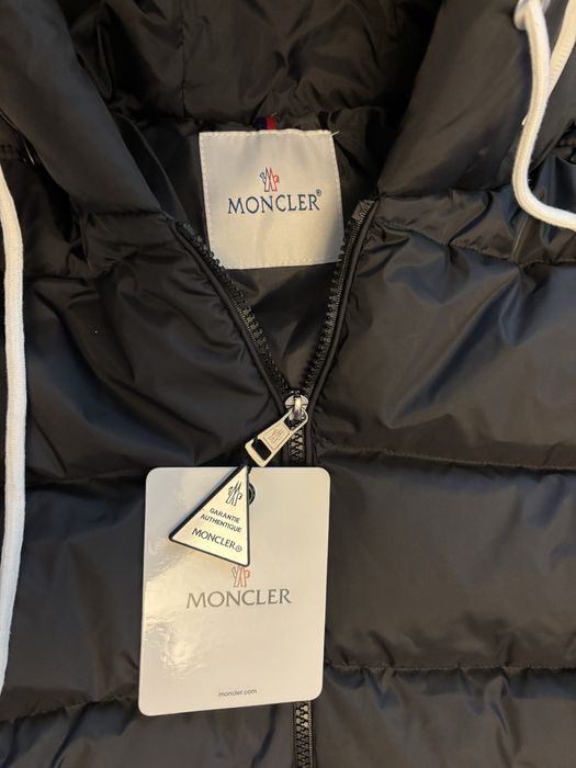 Casaco Moncler NOVO