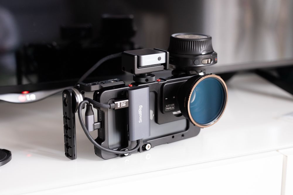 Obudowa BEASTGRIP do iphone 16 Pro