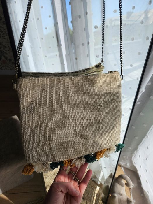 Stylowa torebka damska boho od Parfois na łańcuchu etno hippie
