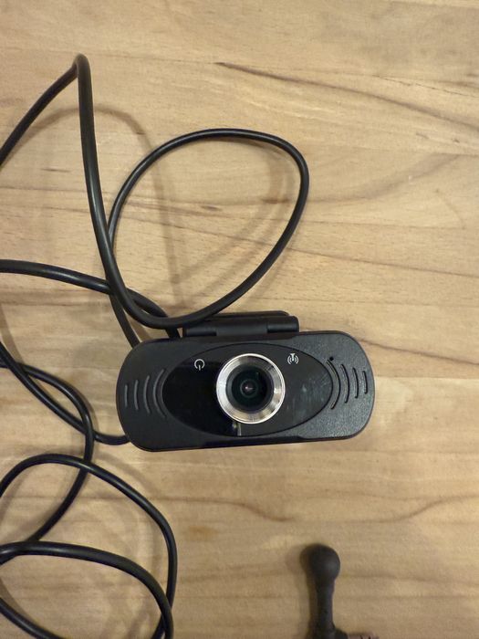 Zestaw kamerka, mikrofon i uchwyt