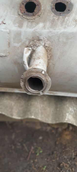 Бензобак большой.