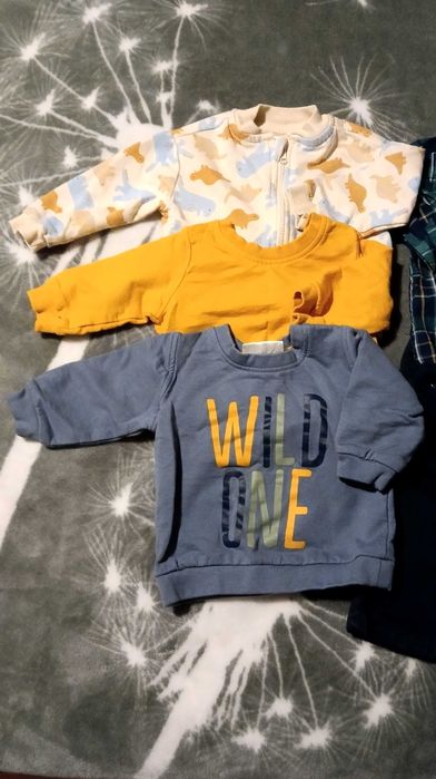 Zestaw ubranek dla chłopca 68, stan bardzo dobry, gratisy