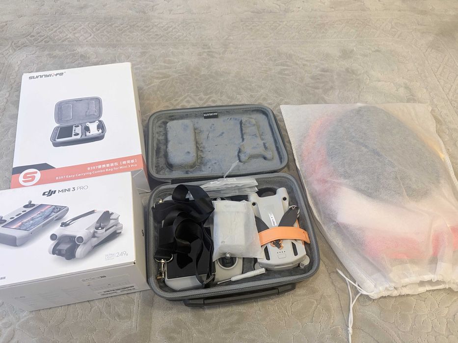 Dji Mini 3 PRO, kontroler RC, 2 baterie, Futerła + akcesoria