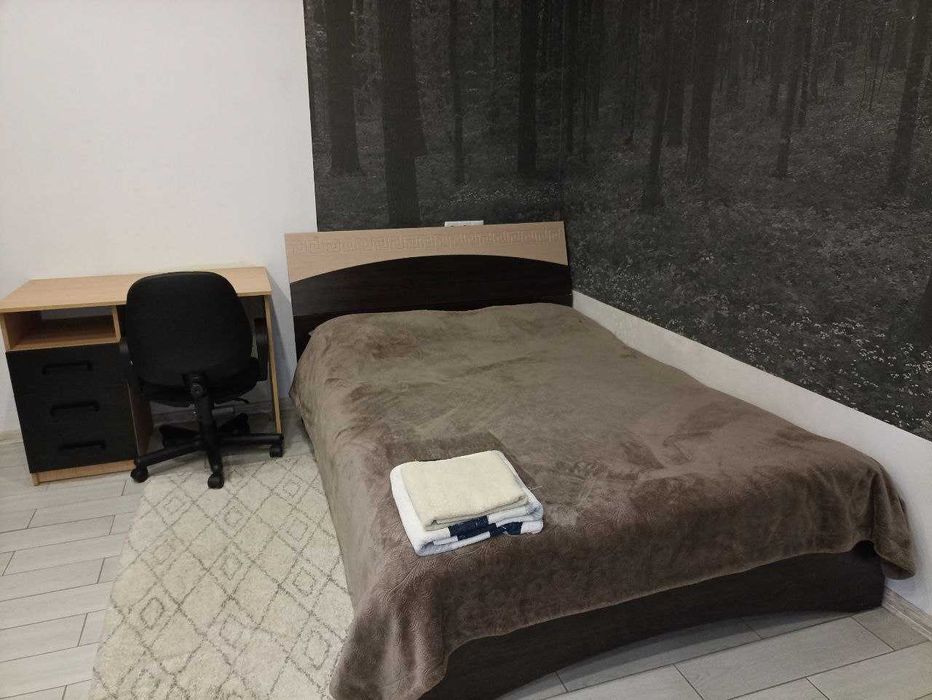 Центр мНаучная, рядом госпиталь, неотложка. Посуточно уютная квартира.