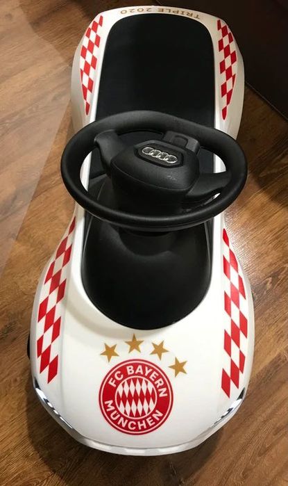 Jeździk dziecięcy autko samochodzik AUDI biały używany