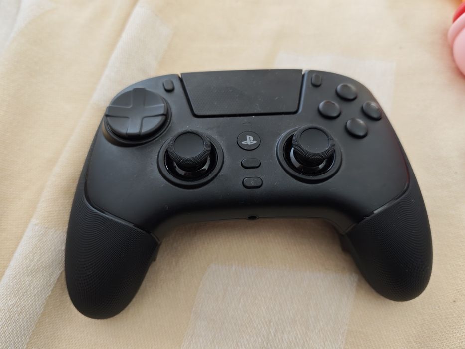 Razer Raiju V3 Pro (Wireless Esports Controller)