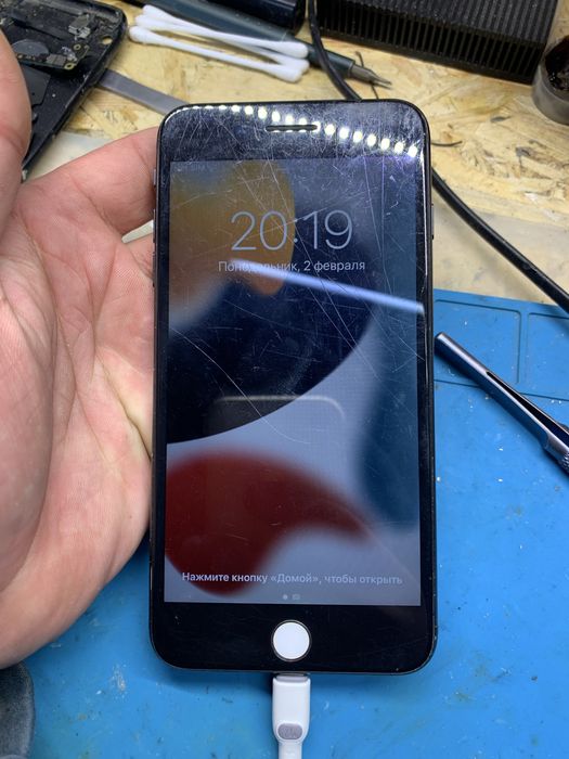 Продажа айфон 7plus на 256