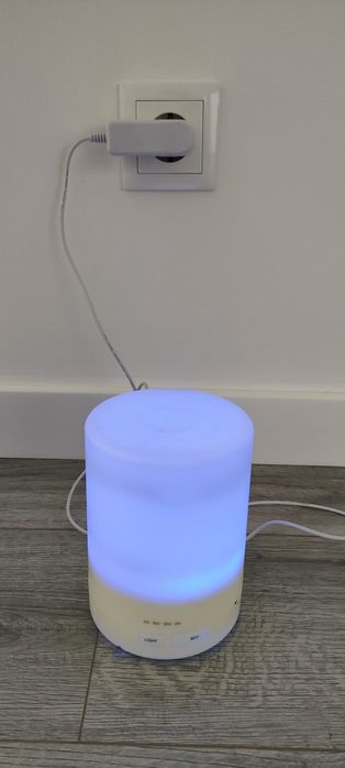 Difusor elétrico de aromas com led de cores