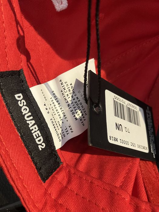 Dsquared2 lukusowa czapka z daszkiem Nowa Red