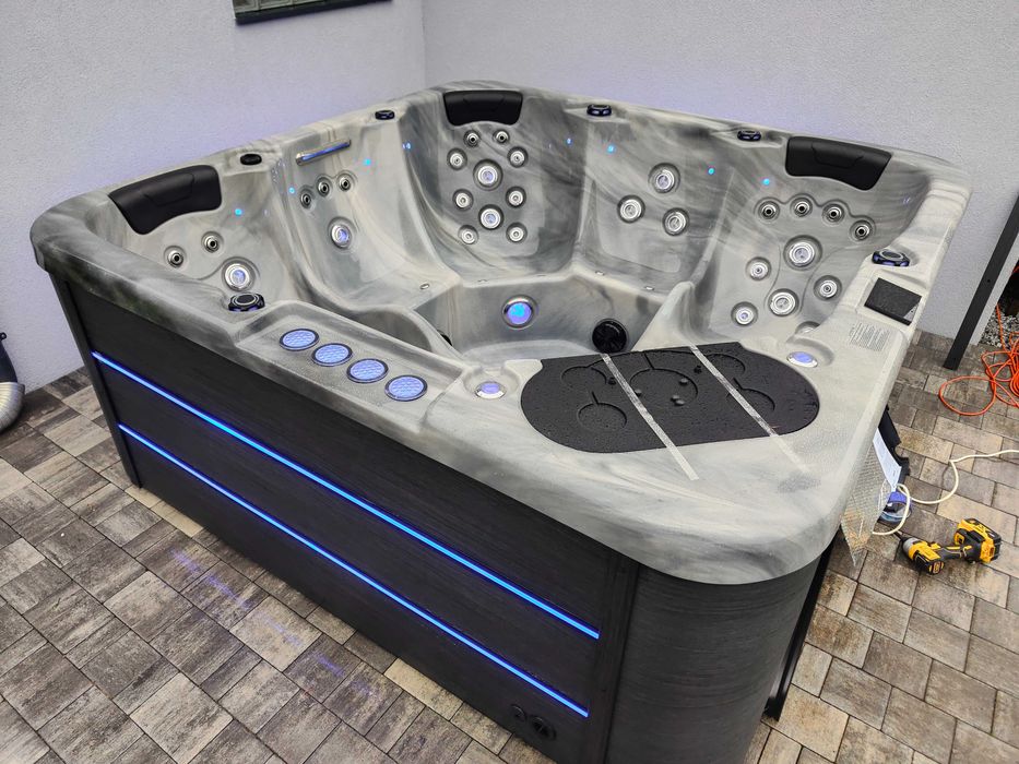 Wanna spa , Balboa Touch 4 , bluetooth , wifi - dostawa gratis - RATY