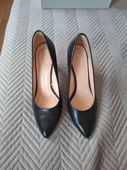 Buty czółenka firmy Wojas rozmiar 39