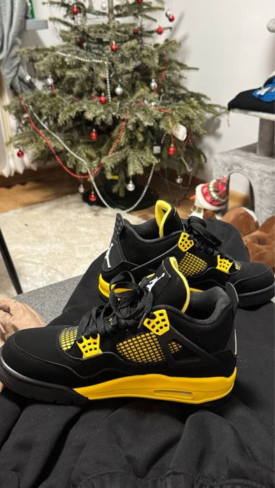 Oryginalne Jordan 4 – rozmiar 43 | Prawie nowe
