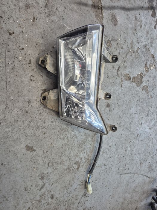 Lampy przód kymco mxu 550 700