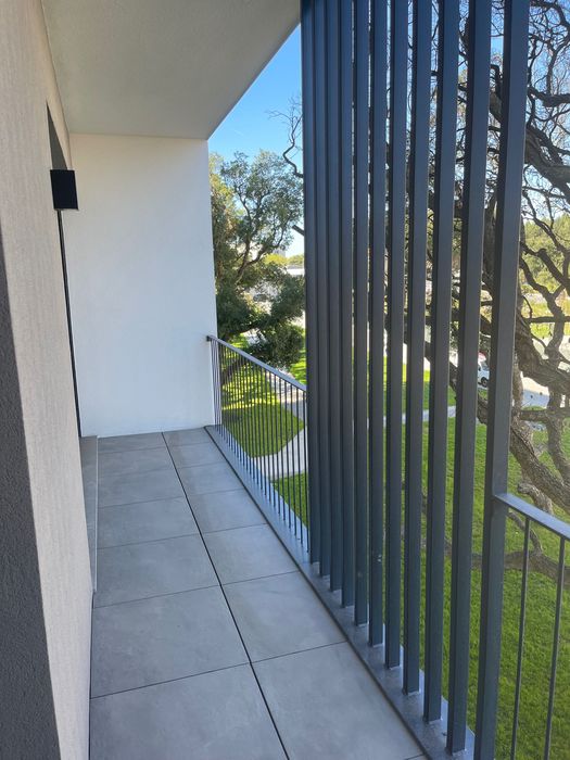 Apartamento T1 Porto - semi novo - parque dos sobreiros