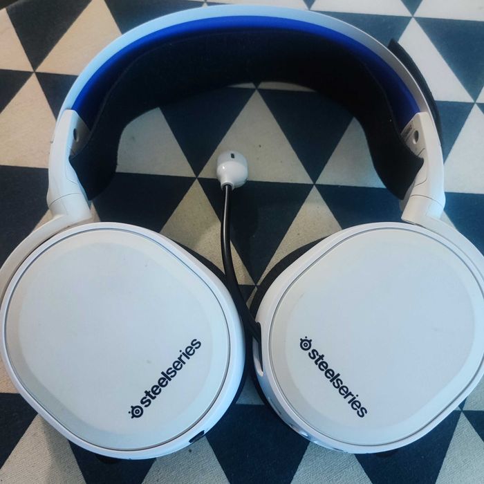 Auscultadores Gaming Wireless STEELSERIES ARCTIS 7P+ Multiplataforma