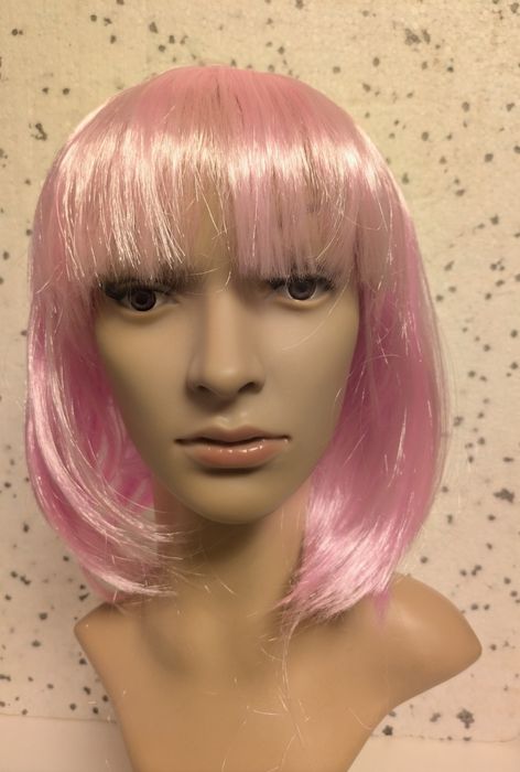 Peruka krótka pudrowy róż