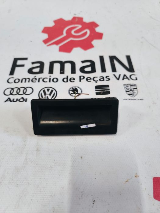 Ficheira Da Mala AUDI A4 B8