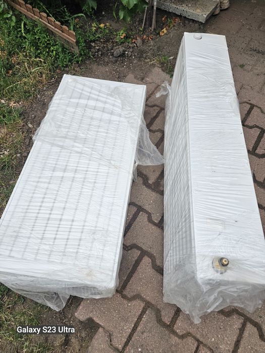 2 kaloryfery poziome  nowe wys. 40 / 90.