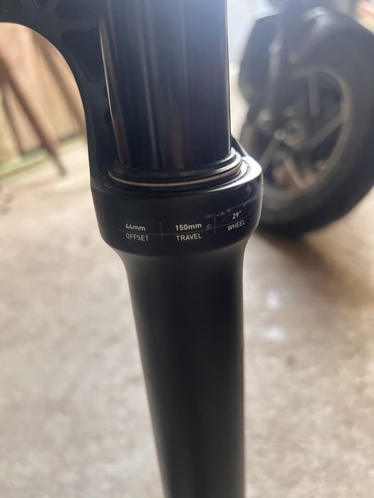 Vendo rockshox 29