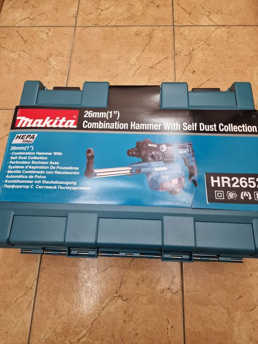 Перфоратор Makita HR2652  с пылесборником.
