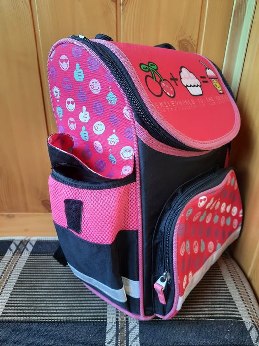 Рюкзак школьный для девочки