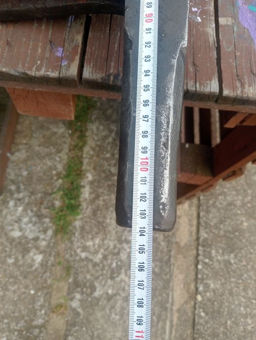 Kowalskie starej produkcji imadło o wadze 67.55 kg