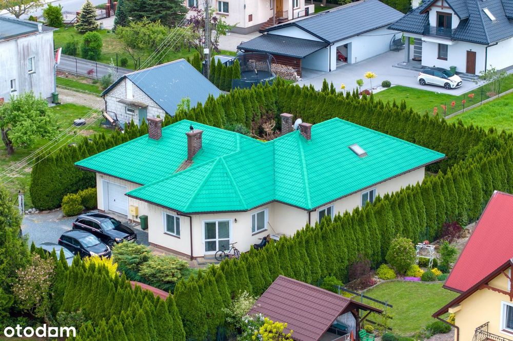 Dom parterowy 155m2 powierzchni użytkowej. Do wejścia