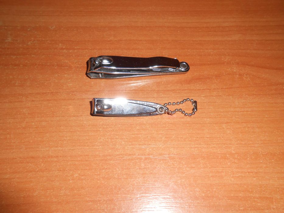 2 книпсера, кусачки для ногтей, с пилочкой