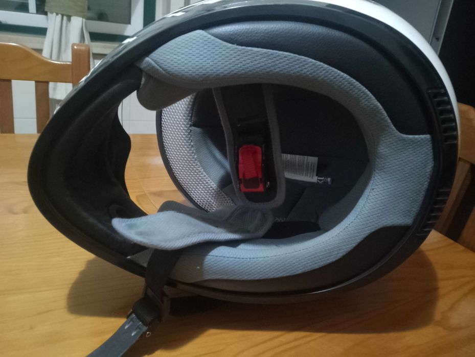 Capacete impermeável XL