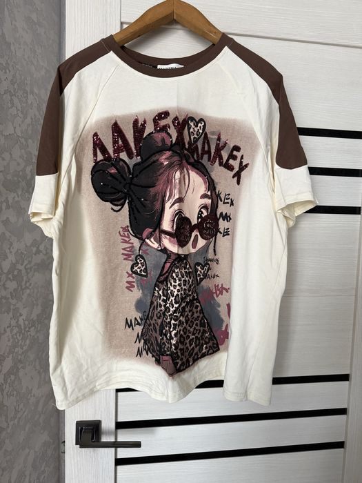 Футболки  на об гр 110-125. В отл состоянии не одевала ни разу