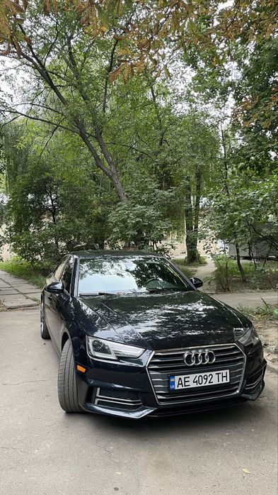 Продам Audi A4 2.0 TFSI quattro