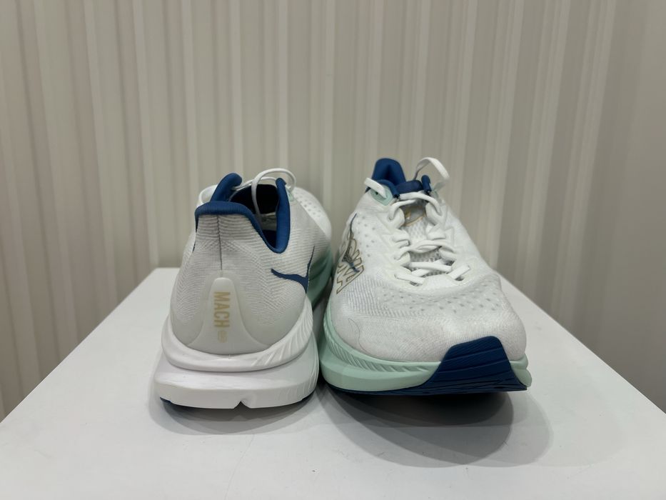 Кросівки Hoka Mach 6
