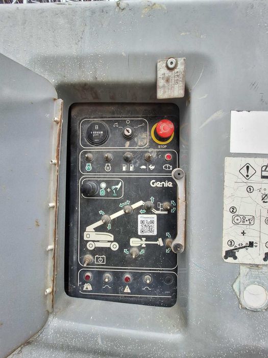 Podest Teleskopowy GENIE S-60HC (31)