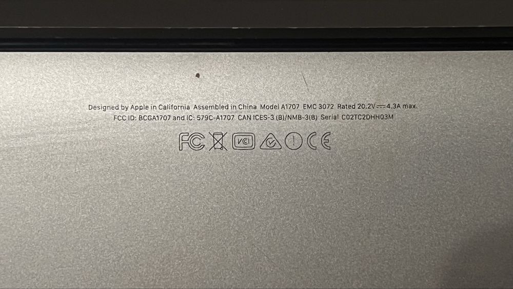 Macbook 15 pro intel i7 16/512