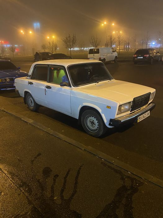 Продам ваз 2107 газ/бензин (вписан в тп)
Красилась летом 2025,была переварена так же.
Было заменено газовый редуктор(Томасето),катушку зажигания,новая зимняя резина,новые броне провода,сидения с иномарки, новая печка,хороший аккумулятор, хорошо настроенный карбюратор.
Новая выхлопная система.
Мотор капиталился,ходовая часть отличная.
 Связь с хозяином есть,можно переоформить через дию.
Также рассмотрю обмен на другой автомобиль.
Пишите в личные сообщения.