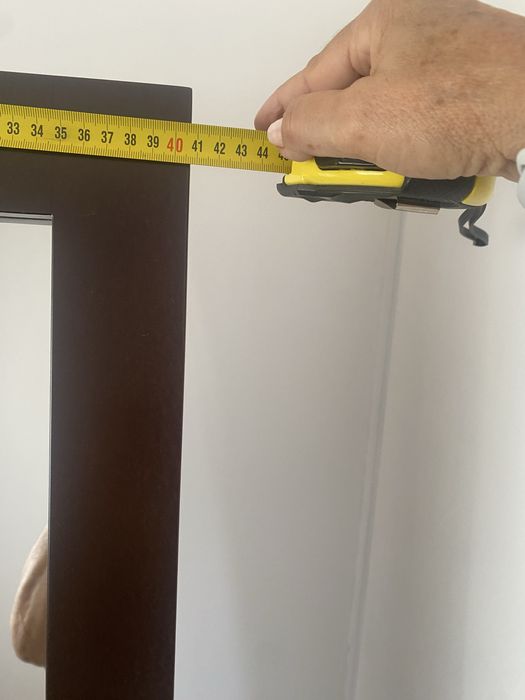 Espelho de pé em madeira lacada