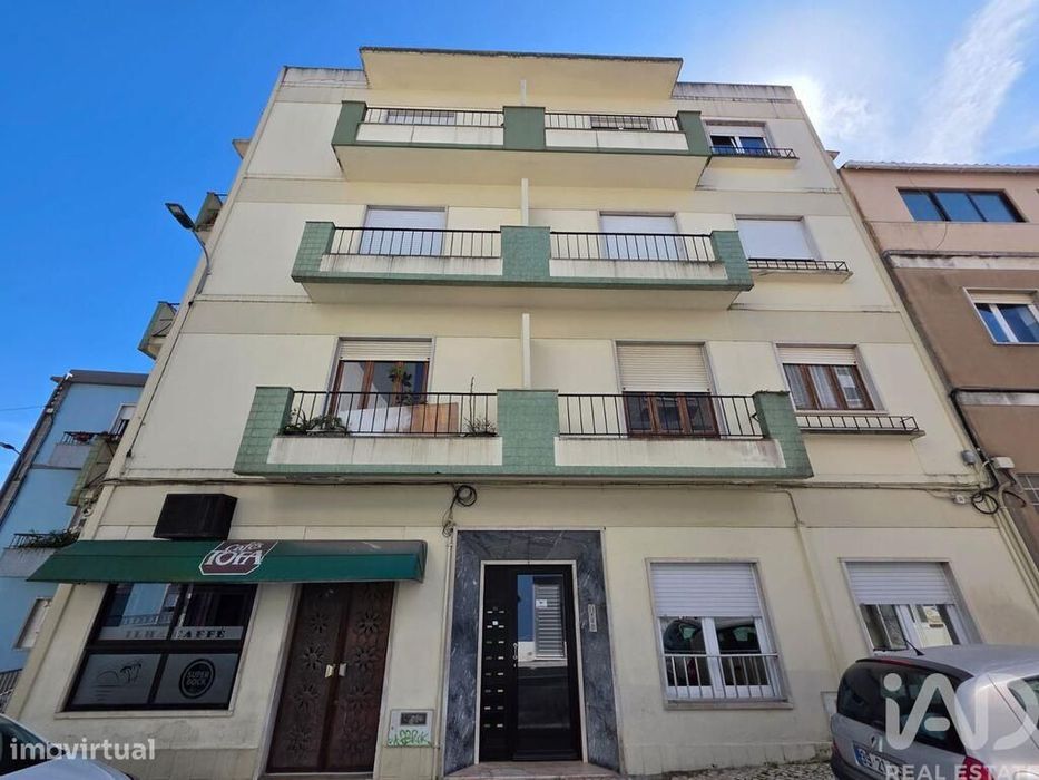 Apartamento T2 em Caldas da Rainha - Nossa Senhora do Pópulo, Coto e S